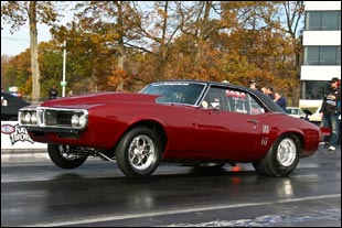 Firebird Wheelie At Shakedownatetown 2010 Wallpaper